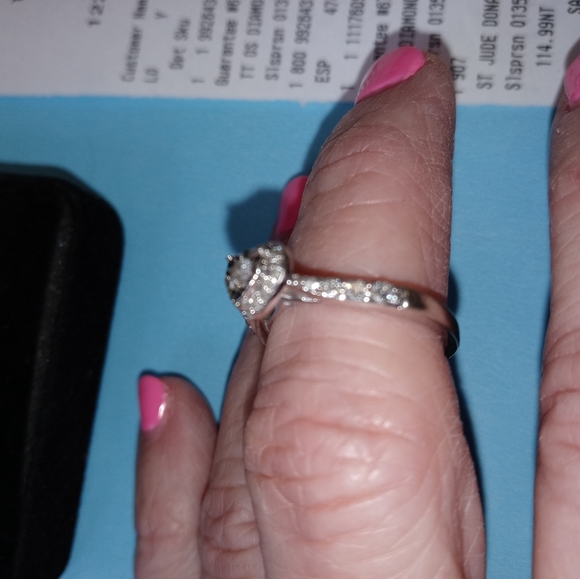 Diamond engagement heart shape ring